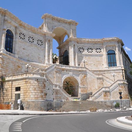Eva Luxury Suite Cagliari Kültér fotó