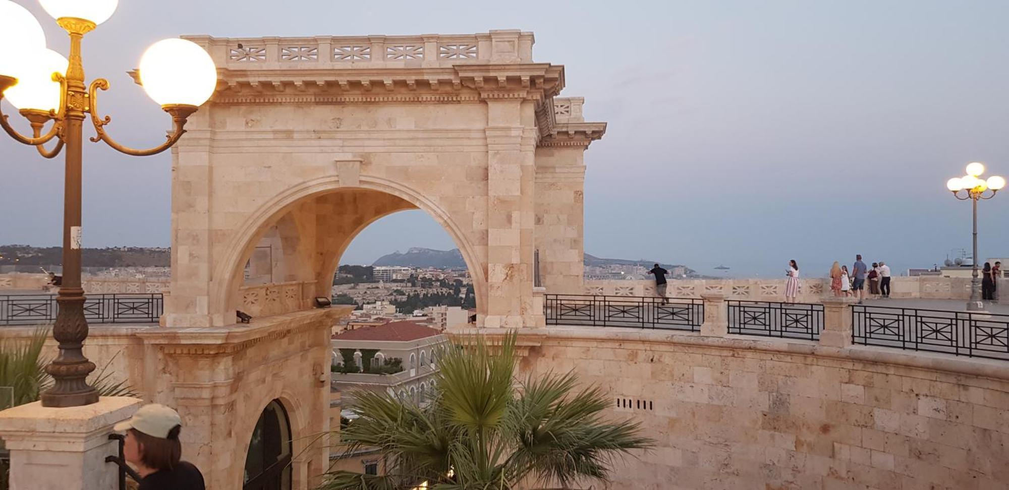 Eva Luxury Suite Cagliari Kültér fotó