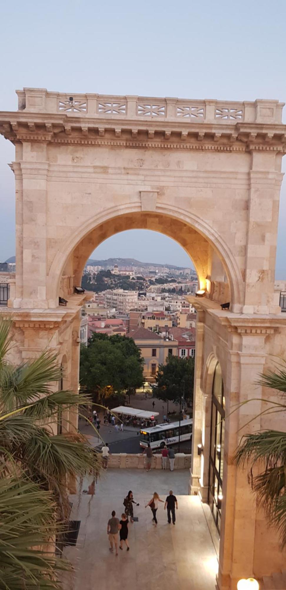 Eva Luxury Suite Cagliari Kültér fotó